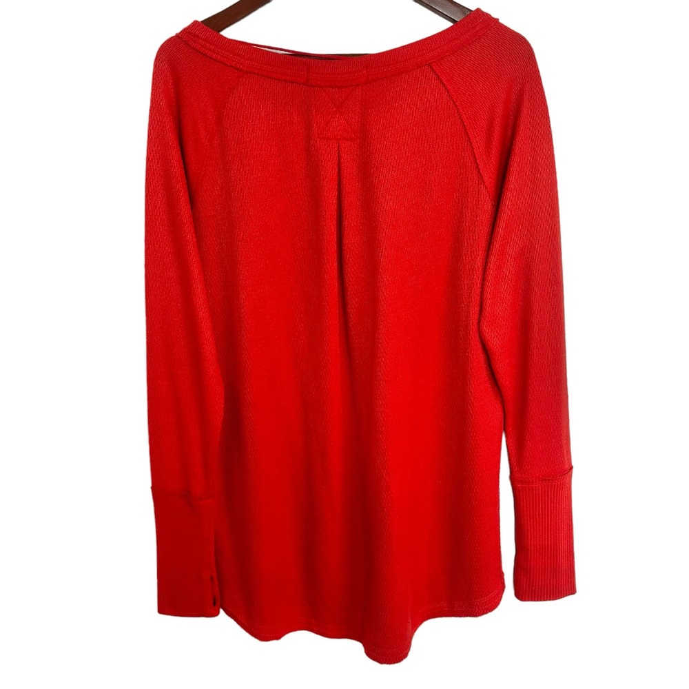 We The Free Thermal Jersey Top Size Medium Coral Rust Thumb Holes Slit Side Boho - Picture 8 of 15